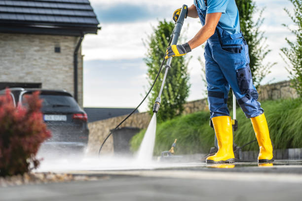 Best Parking Lot and Garage Cleaning  in Llano Grande, TX